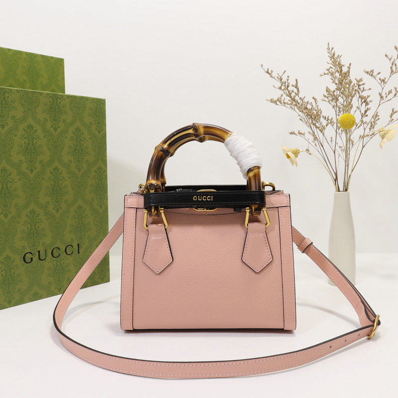 FASH Gucci Bag 2206DJ0033