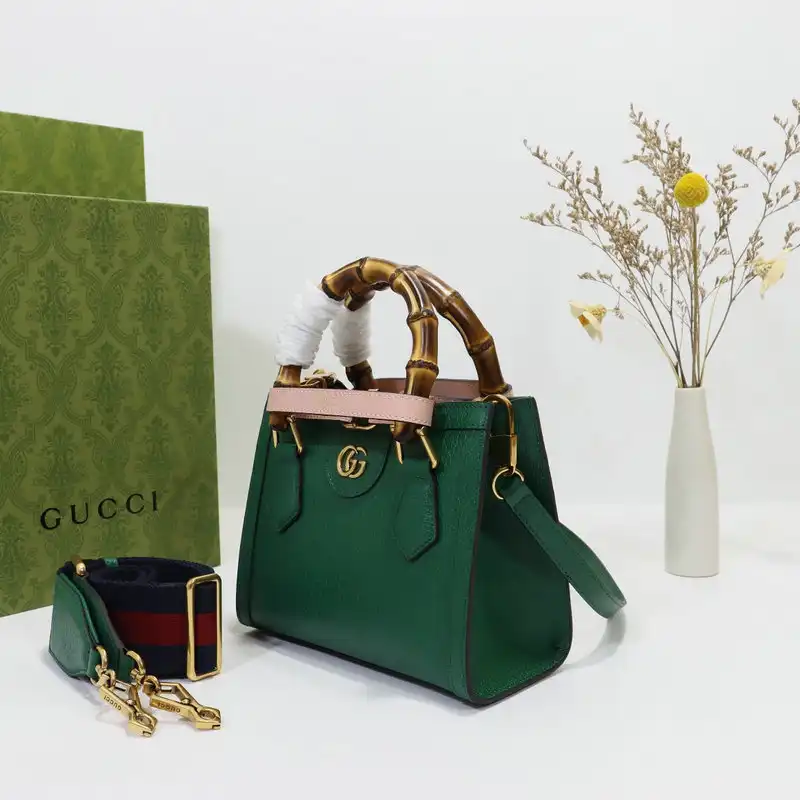 Gucci Bag 2206DJ0035