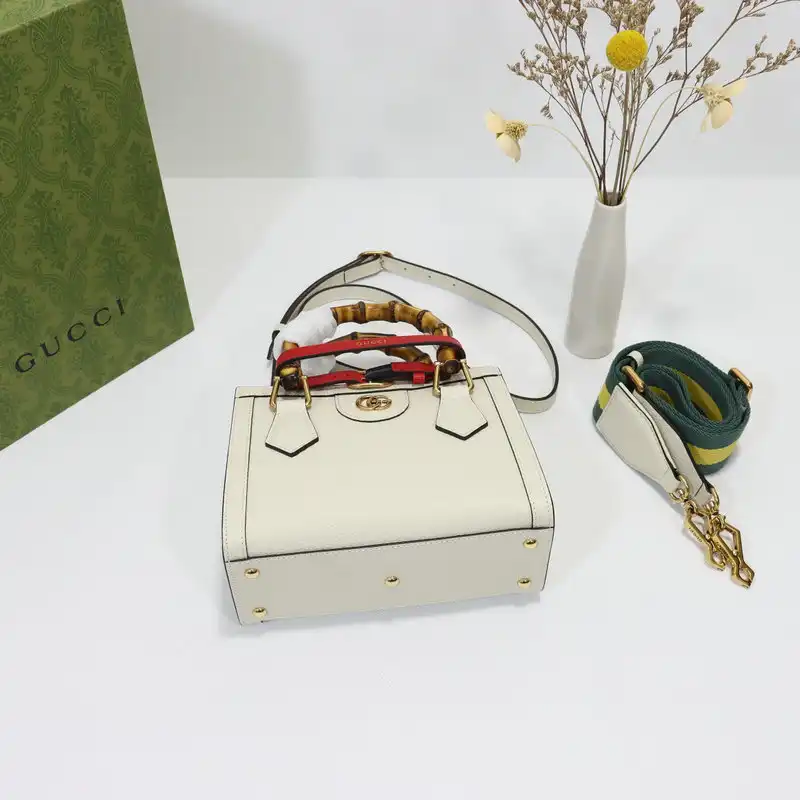 Gucci Bag 2206DJ0036