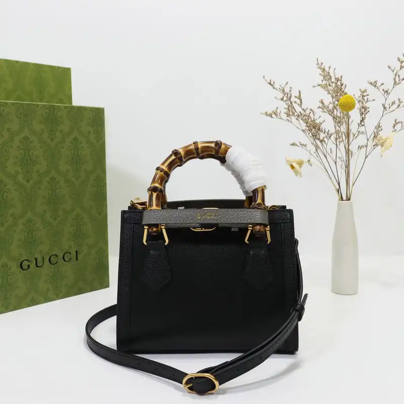 Cheap Gucci Bag 2206DJ0037