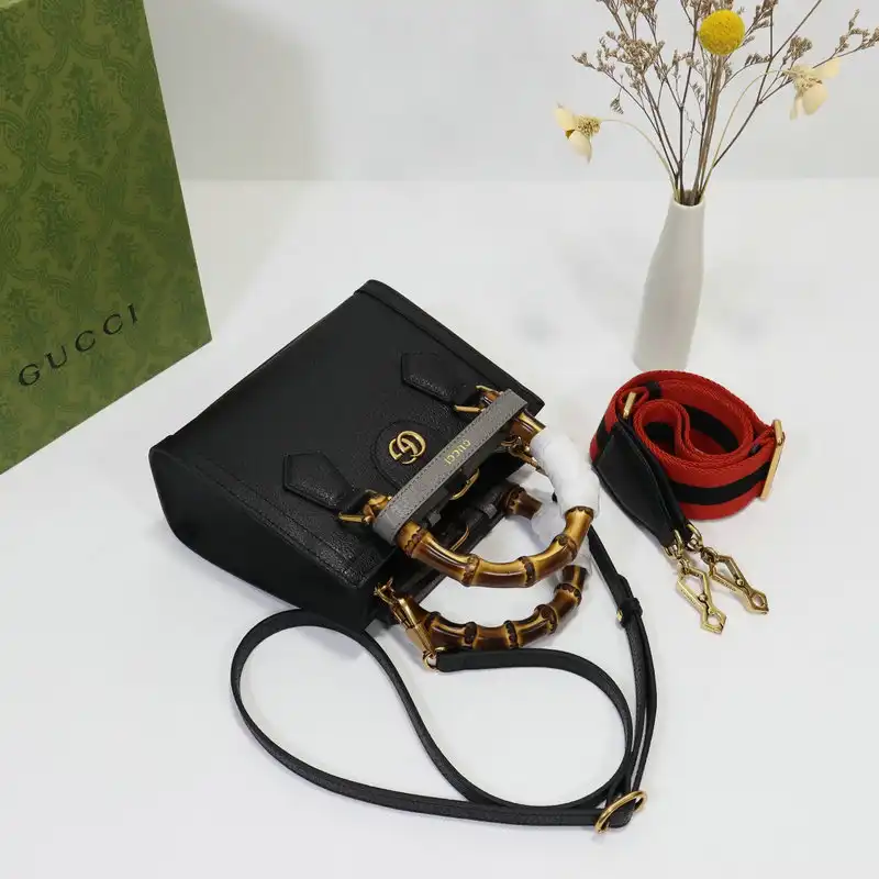 Gucci Bag 2206DJ0037