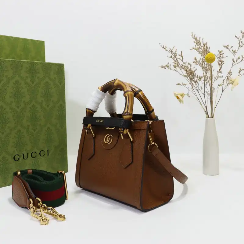 Gucci Bag 2206DJ0038