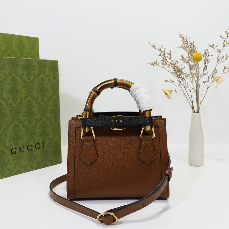 FASH Gucci Bag 2206DJ0038