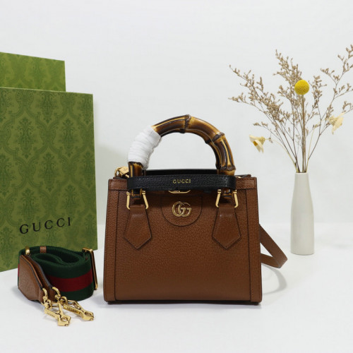 FASH Gucci Bag 2206DJ0038