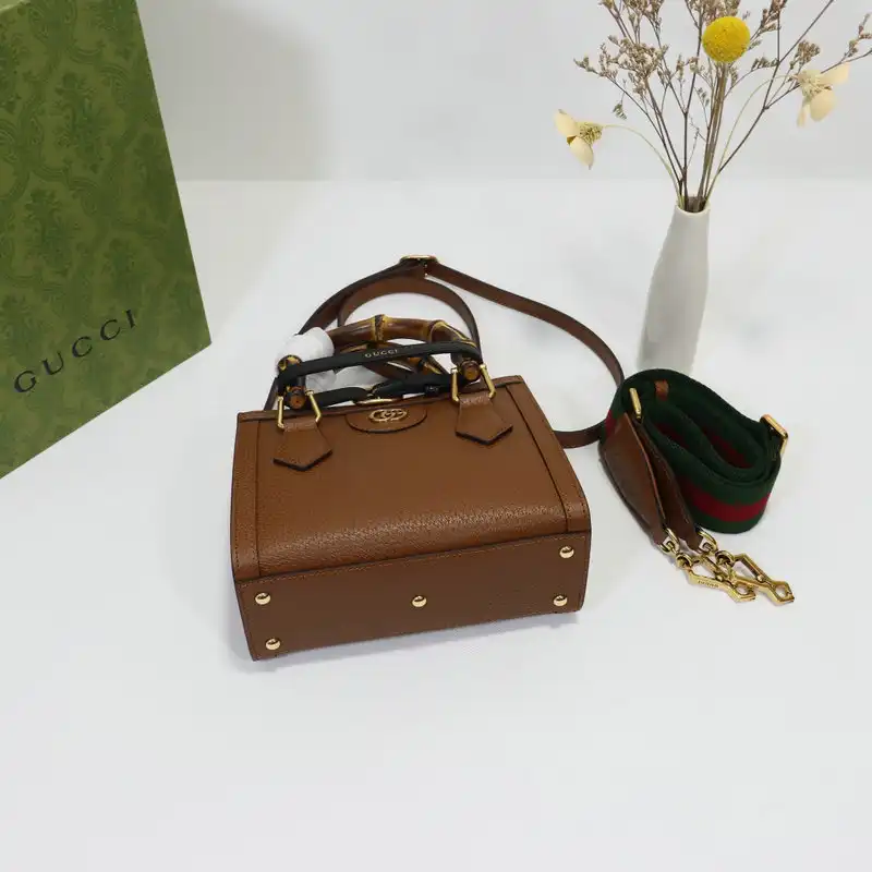 Gucci Bag 2206DJ0038