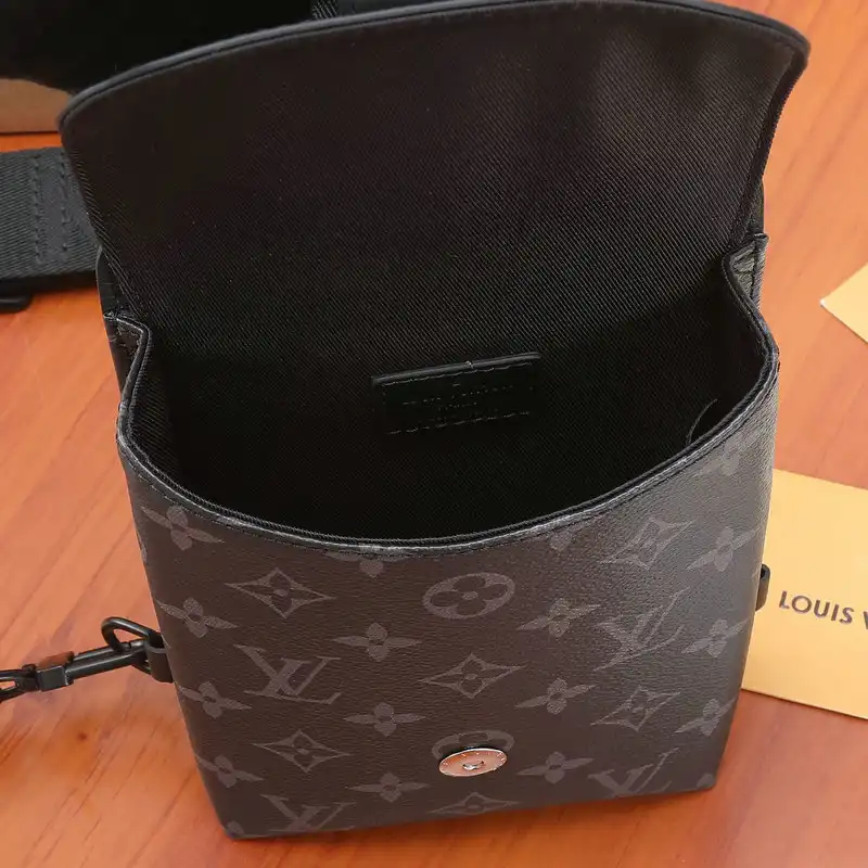 LV Bag 2206DJ0042