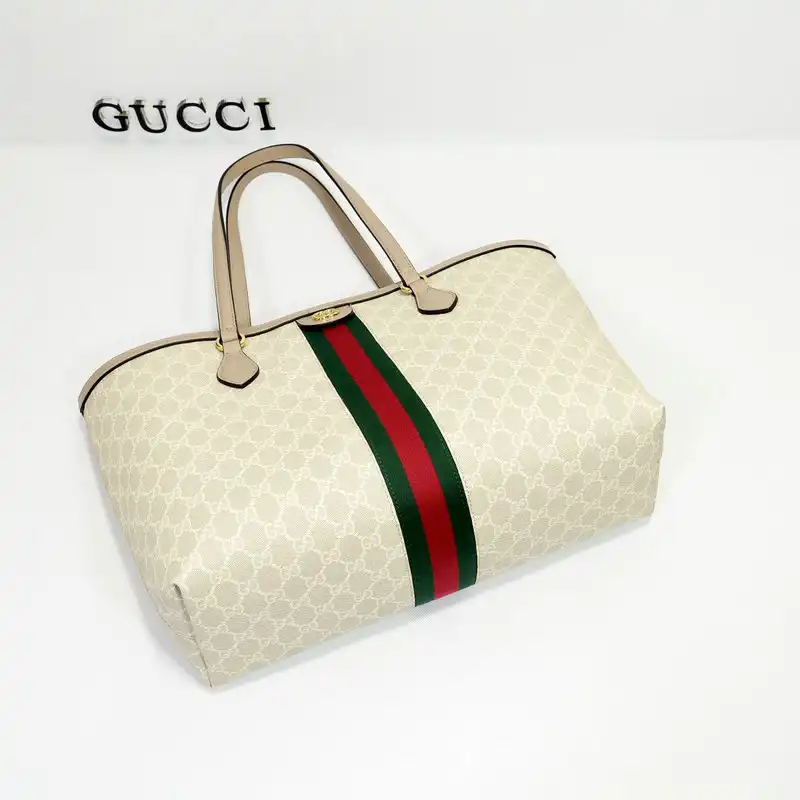 Gucci Bag 2206DJ0045