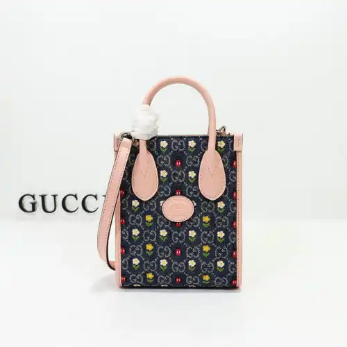 Gucci Bag 2206DJ0056