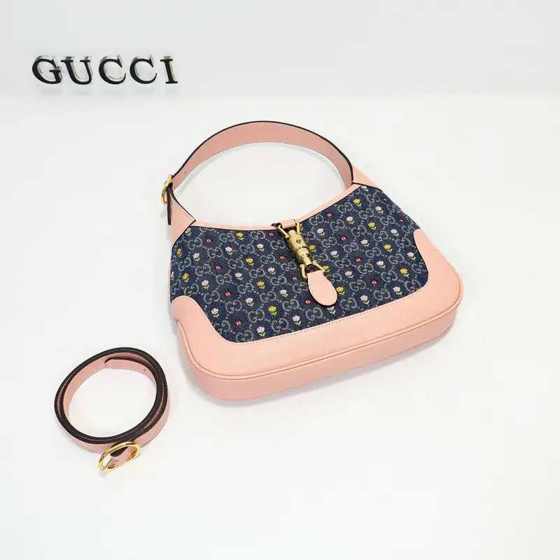 Cheap Gucci Bag 2206DJ0058