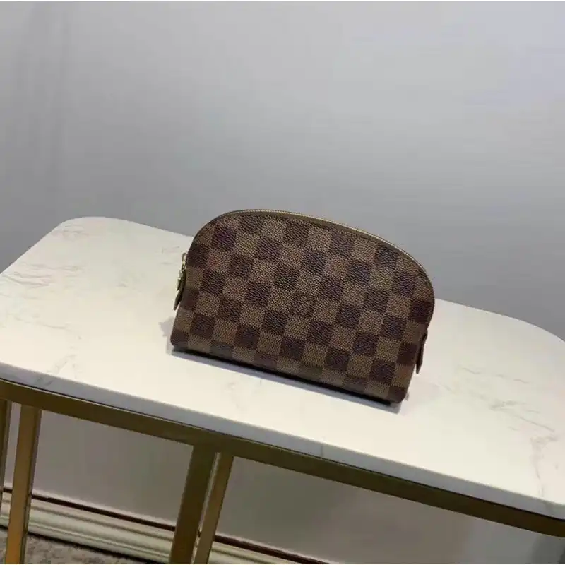 LV Bag 2206HT0001