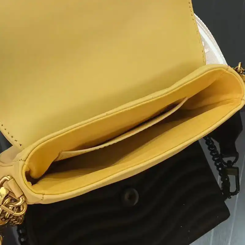 Fashionrepsfam ru LV Bag 2206HT0005