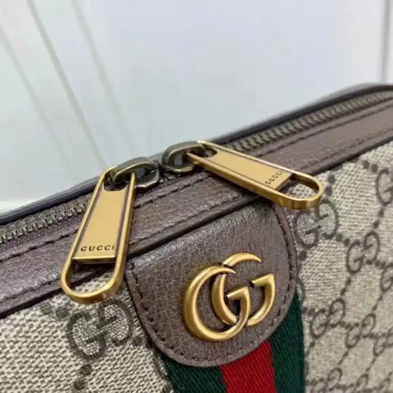 FASH Gucci Bag 2206HT0015