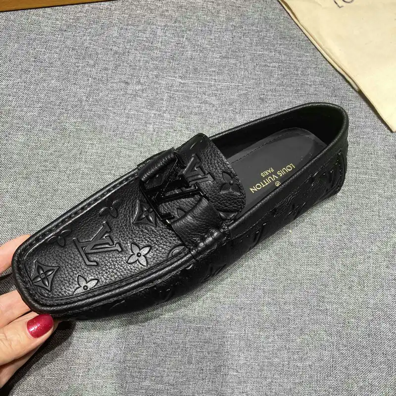 LV Shoes 2206PZ0052