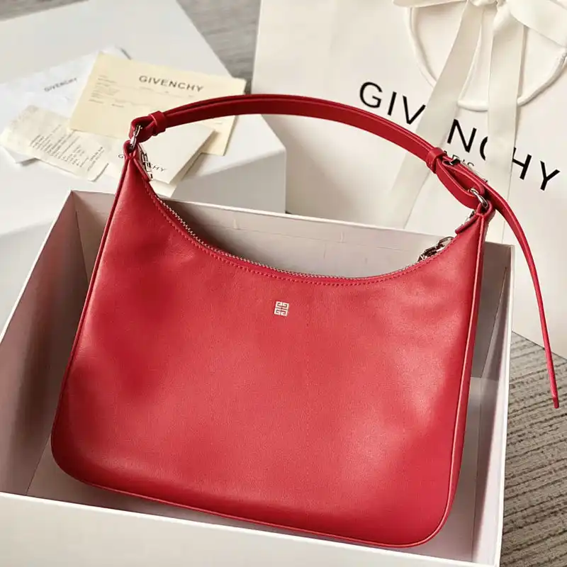 Givenchy Bag 2206RF0004