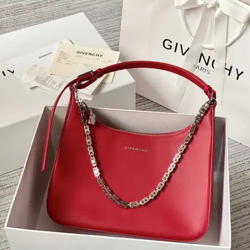 Givenchy Bag 2206RF0004