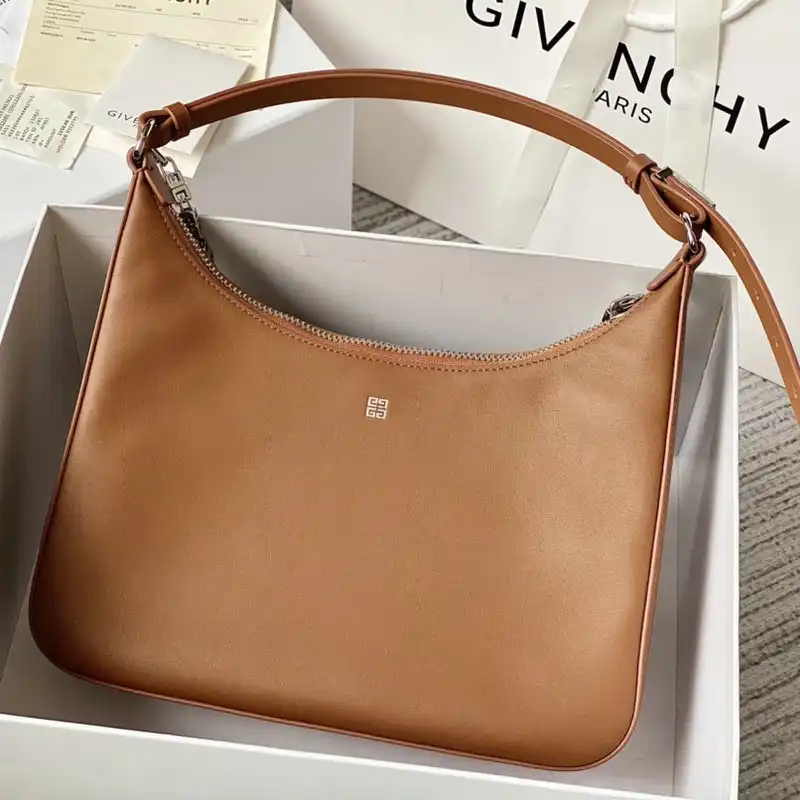 Givenchy Bag 2206RF0014