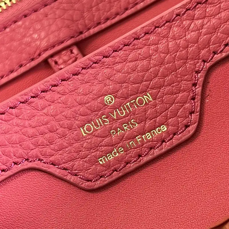 LV Bag 2206YA0004