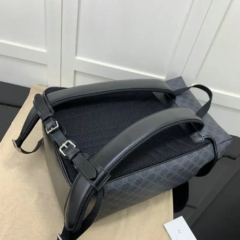 Gucci Bag 2206YA0011