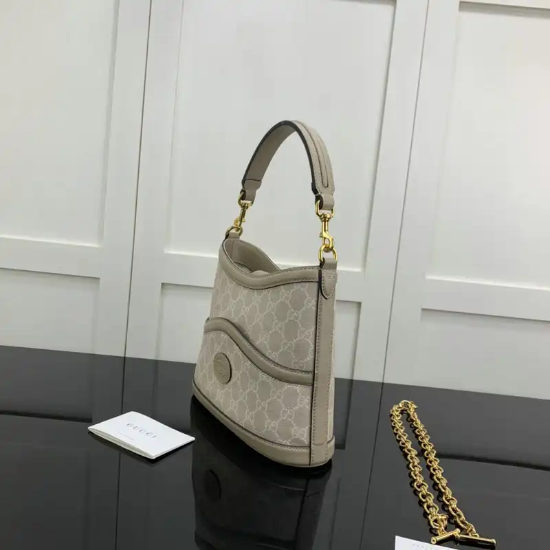 Gucci Bag 2206YA0016