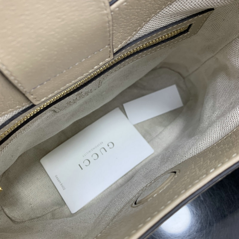 FASH Gucci Bag 2206YA0016