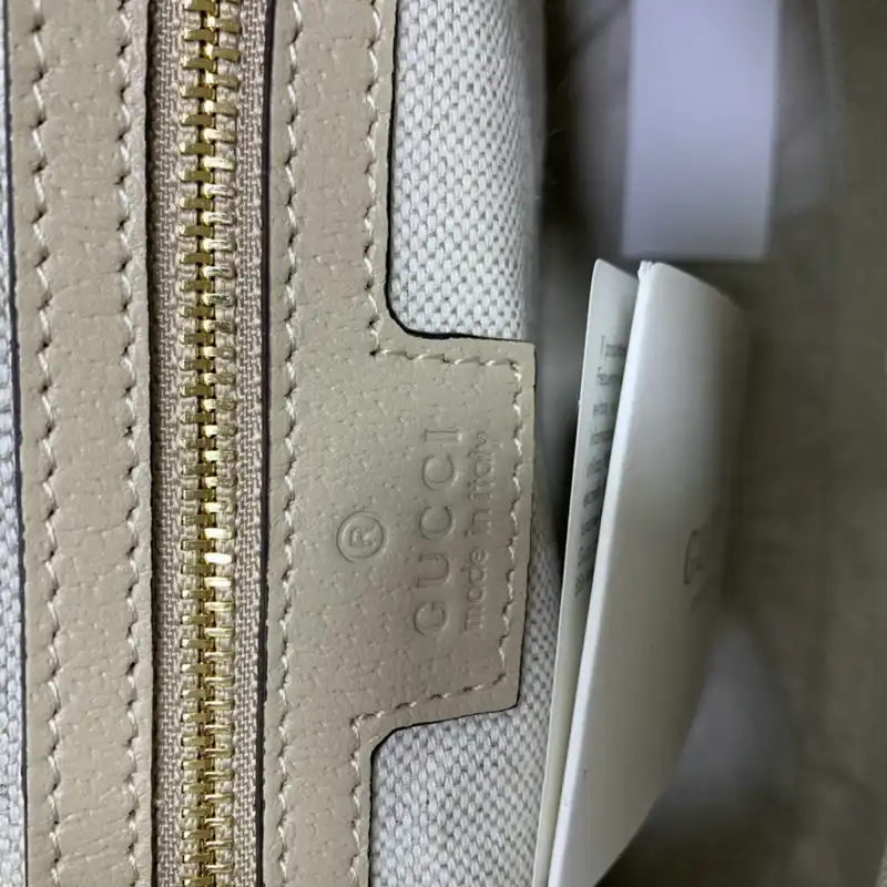 Gucci Bag 2206YA0016