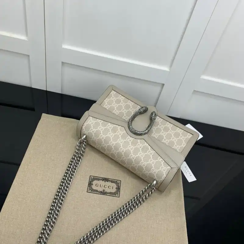 Gucci Bag 2206YA0018