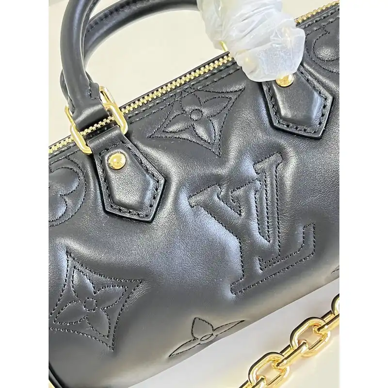 LV Bag 2206YA0031