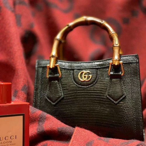 FASH Gucci Bag 2206YA0033