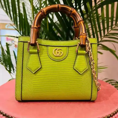 Gucci Bag 2206YA0034