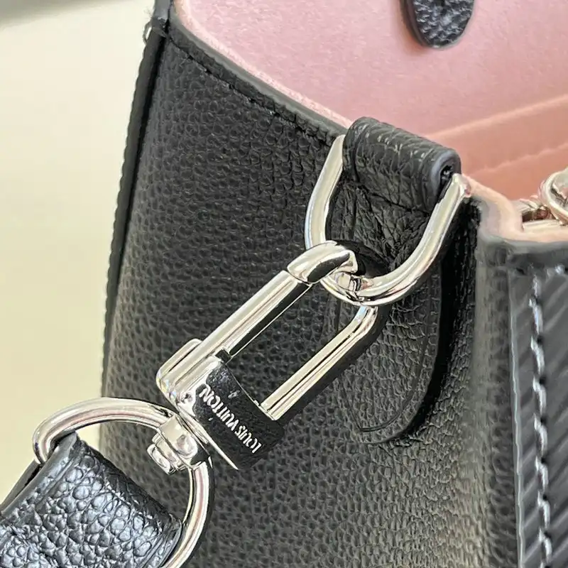 LV Bag 2206YA0049