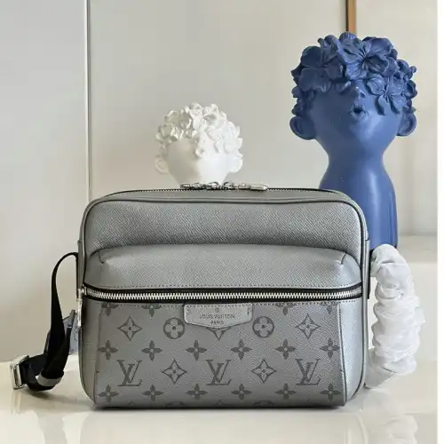 LV Bag 2206YA0053