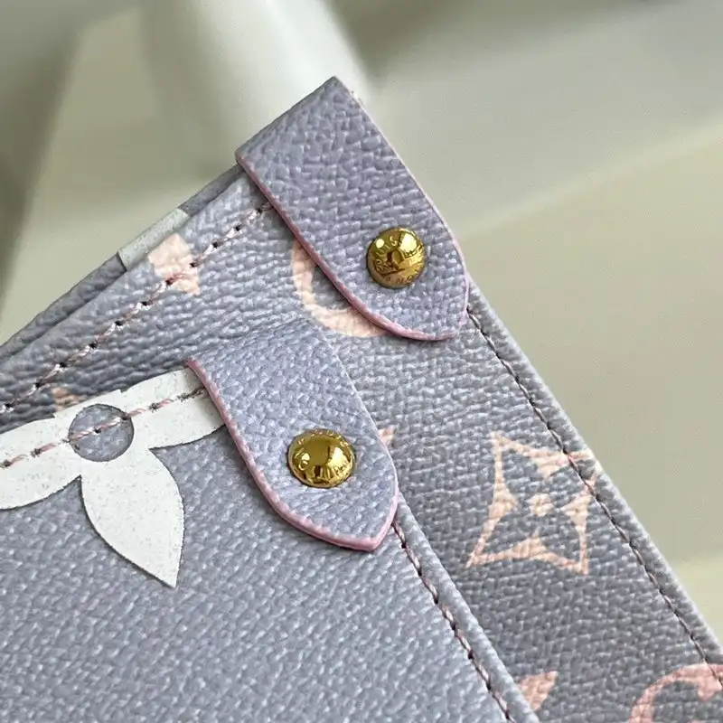 LV Bag 2206YA0058