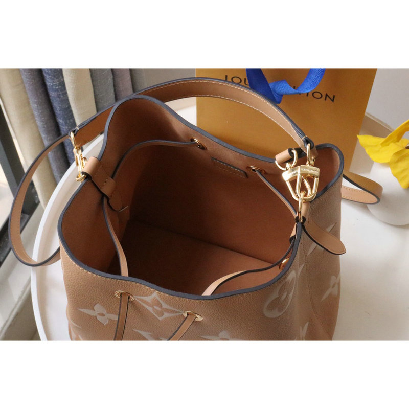 FASH LOUIS VUITTON Bag 2207DJ0010