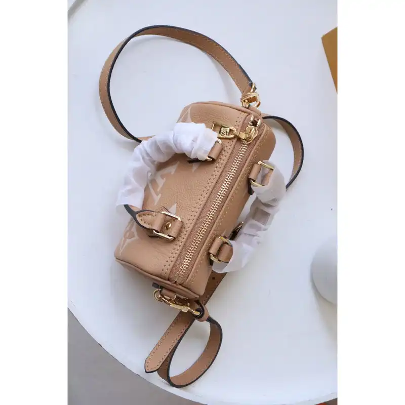 LV Bag 2207DJ0011