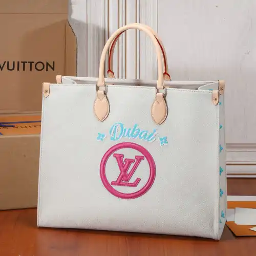 Fashionrep LV Bag 2207DJ0035