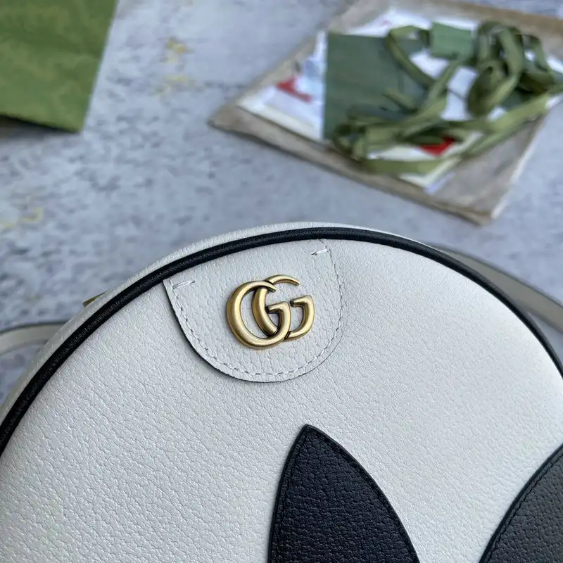 Cheap Gucci Bag 2207DJ0045