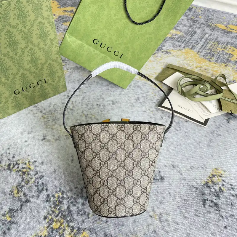 Gucci Bag 2207DJ0050