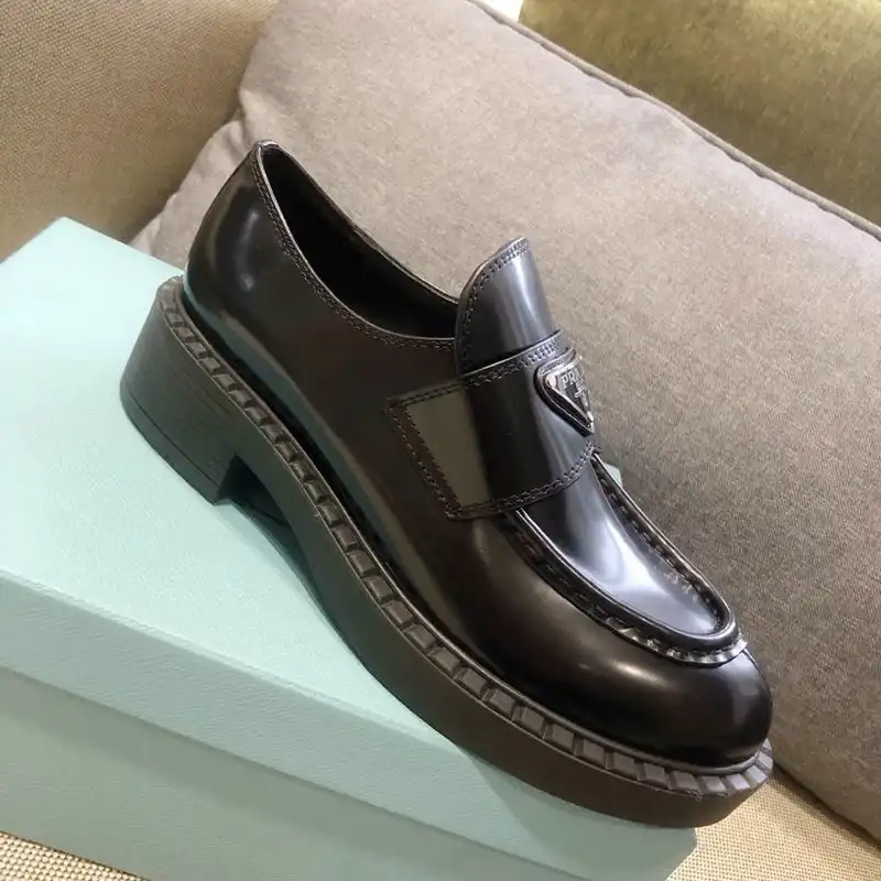 Prada Shoes 2207MP0024