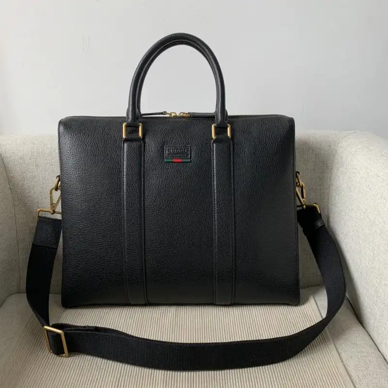 Cheap Gucci Bag 2207PJ0017