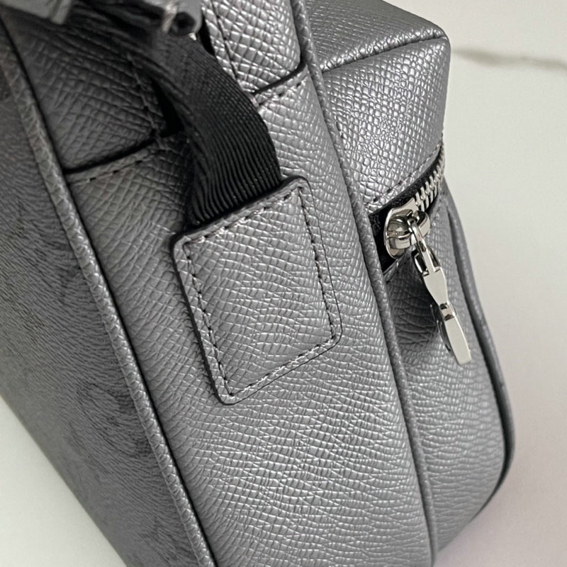 LV Bag 2207PL0005