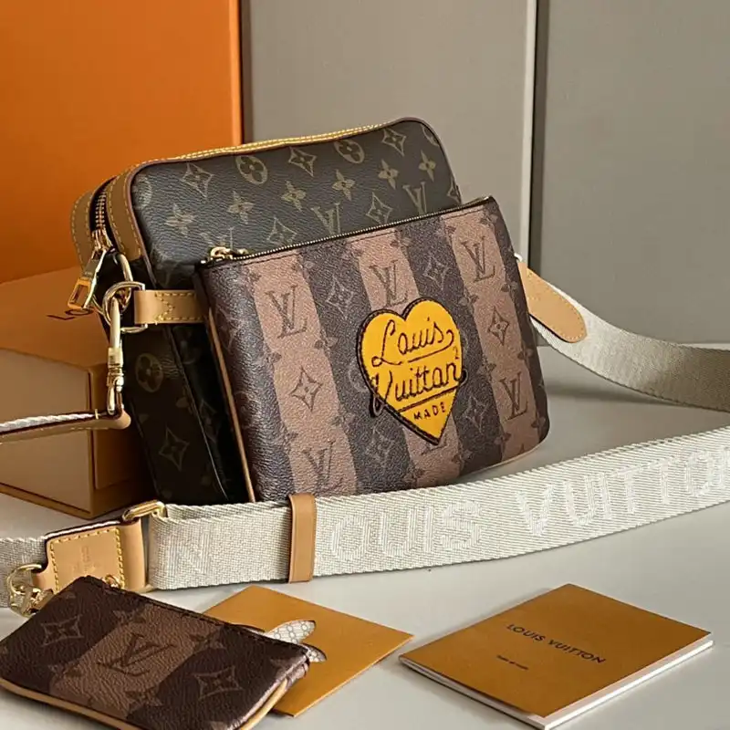 LV Bag 2207PL0007