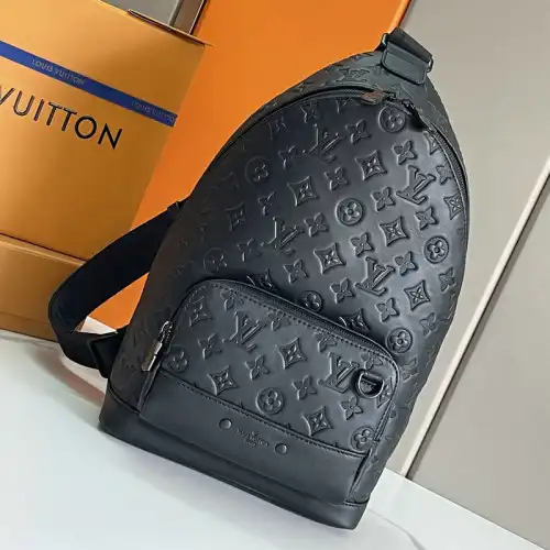 FASH LOUIS VUITTON Bag 2207PL0015