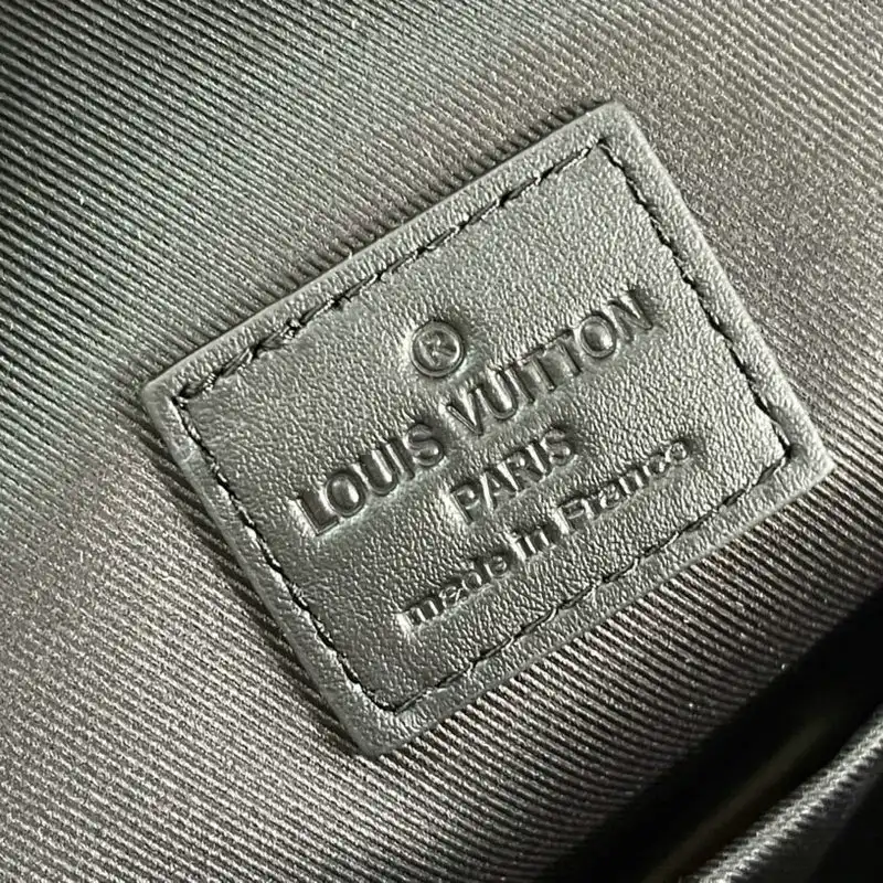 LV Bag 2207PL0015