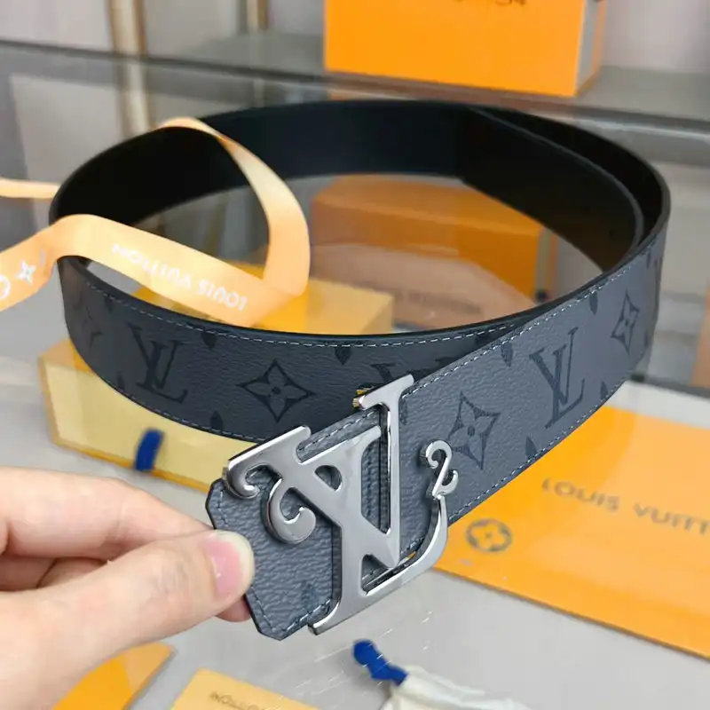 LV Belts 2207XF0006