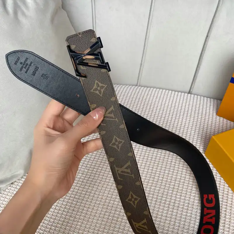 LV Belts 2207XF0062