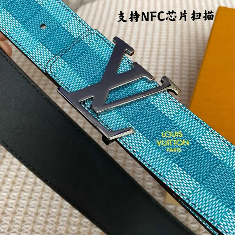 LV Belts 2207XF0095