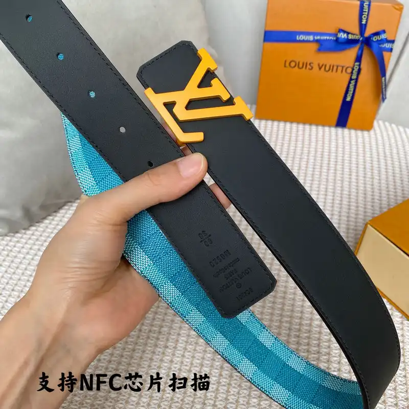 LV Belts 2207XF0096