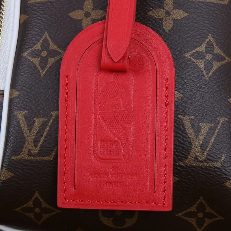 LV Bag 2207YA0001