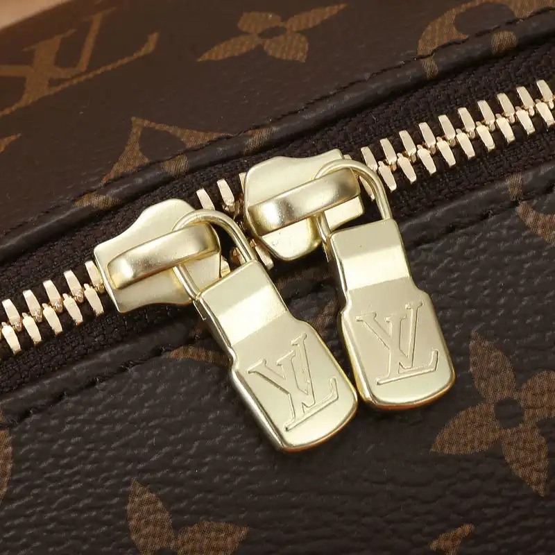 LV Bag 2207YA0003