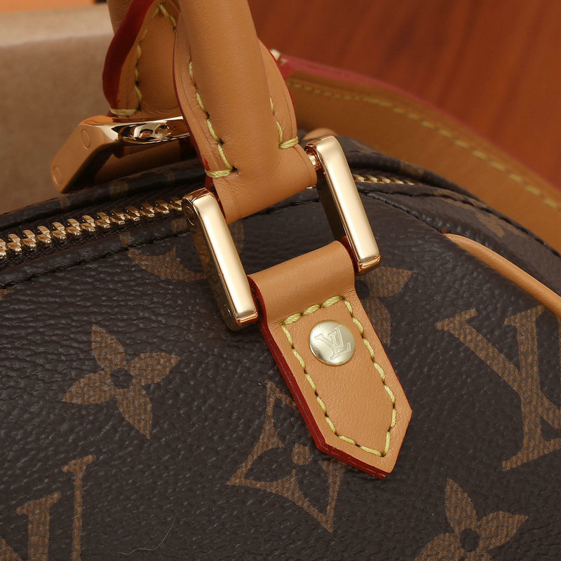 FASH LOUIS VUITTON Bag 2207YA0003